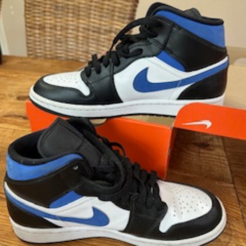 AIR JORDAN 1 MID ‘RACER BLUE’ 554724-140